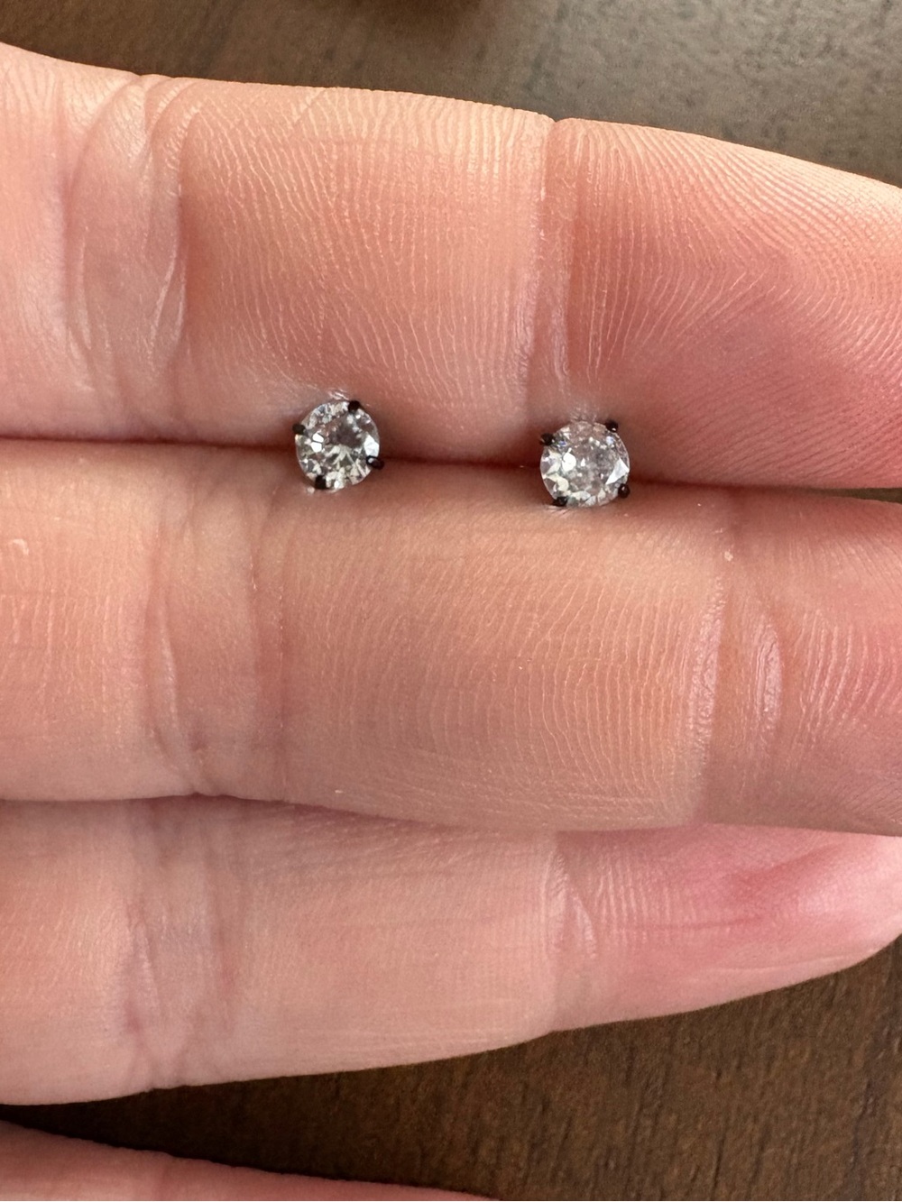 Classic Clear Stone Stud Earrings - Timeless Sparkle